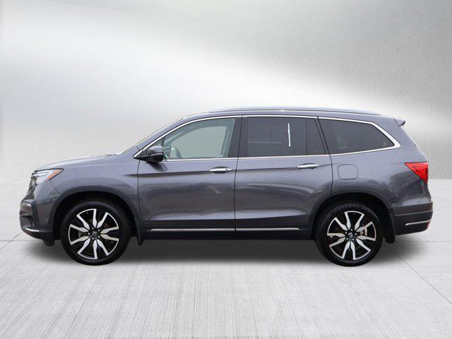 Photo of 2022 Modern Steel Metallic Honda Pilot