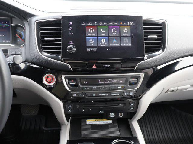 Photo of 2022 Modern Steel Metallic Honda Pilot