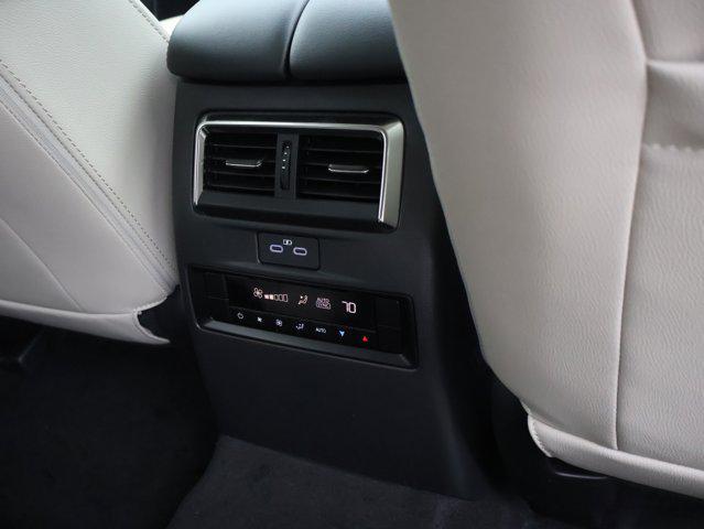 Photo of 2025 Deep Crystal Blue Mica Mazda CX-90