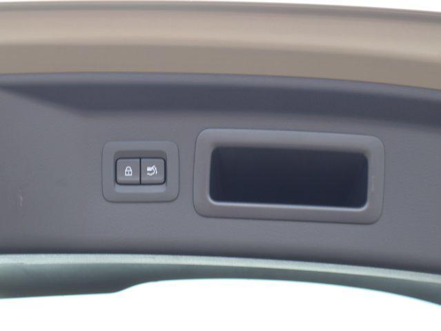 Photo of 2025 Zircon Sand Metallic Mazda CX-70 PHEV