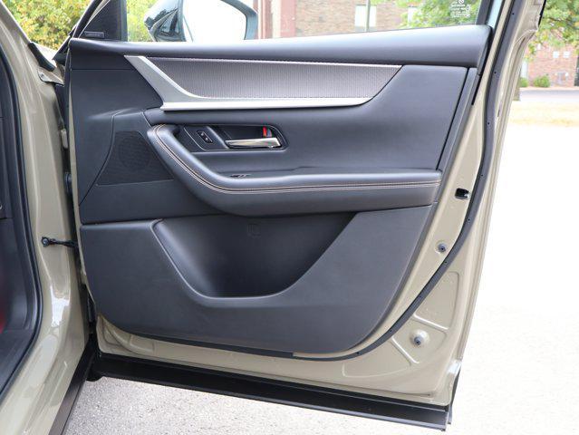 Photo of 2025 Zircon Sand Metallic Mazda CX-70 PHEV