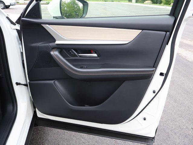 Photo of 2025 Rhodium White Premium Mazda CX-90
