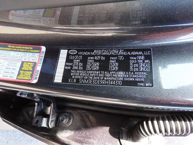 Photo of 2024 Dark Gray Metallic Hyundai TUCSON