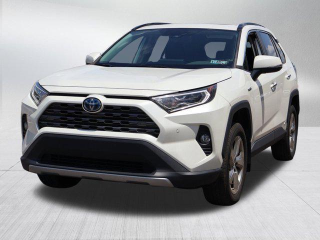Photo of 2019 Blizzard Pearl Toyota RAV4 Hybrid