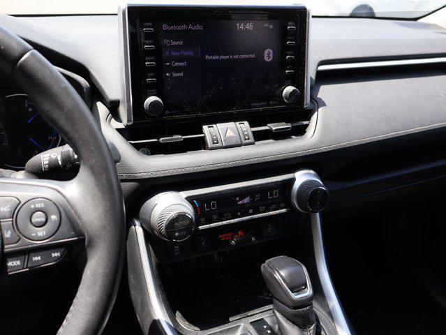 Photo of 2019 Blizzard Pearl Toyota RAV4 Hybrid