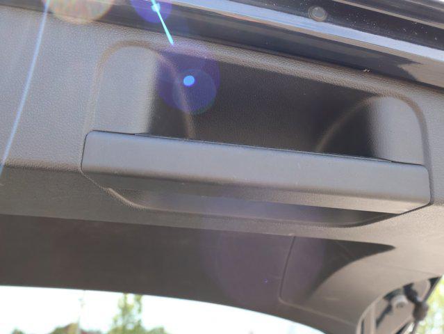 Photo of 2020 Deep Black Pearl Volkswagen Tiguan