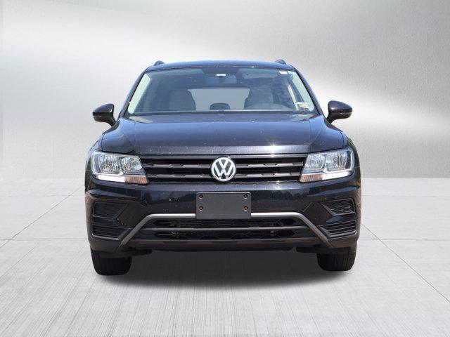 Photo of 2020 Deep Black Pearl Volkswagen Tiguan
