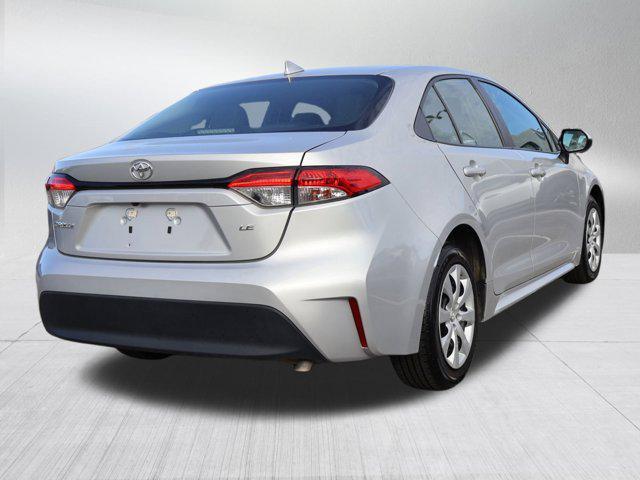 Photo of 2024 Classic Silver Metallic Toyota Corolla