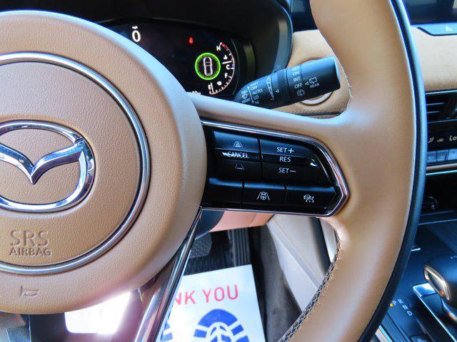 Photo of 2025 Zircon Sand Metallic Mazda CX-70