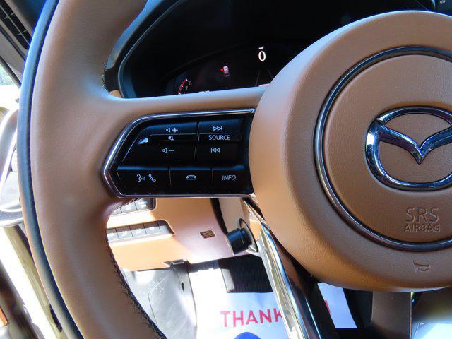 Photo of 2025 Zircon Sand Metallic Mazda CX-70