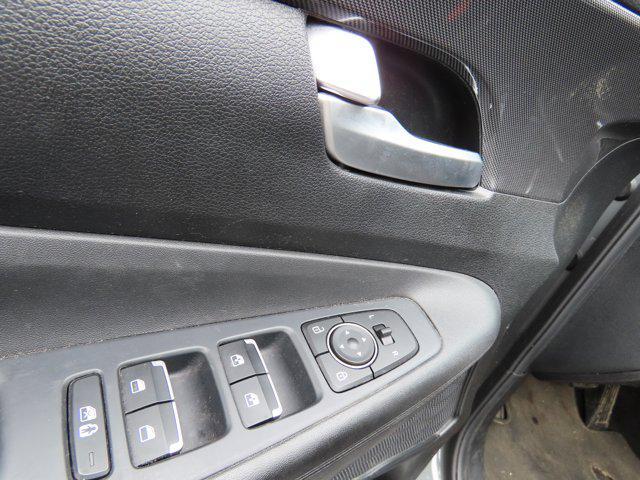 Photo of 2022 Hampton Gray Hyundai SANTA FE