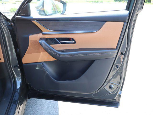 Photo of 2025 Machine Gray Metallic Mazda CX-90