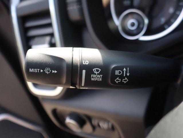Photo of 2019 Granite Crystal Metallic Clearcoat RAM 1500