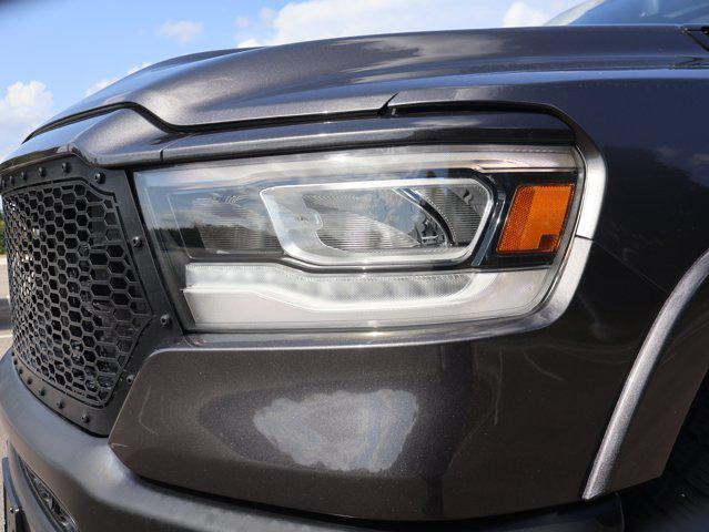 Photo of 2019 Granite Crystal Metallic Clearcoat RAM 1500