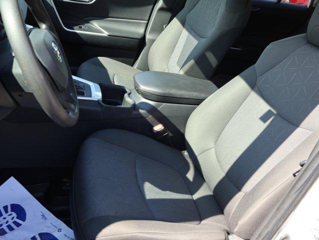 Photo of 2023 Ice Cap Toyota RAV4