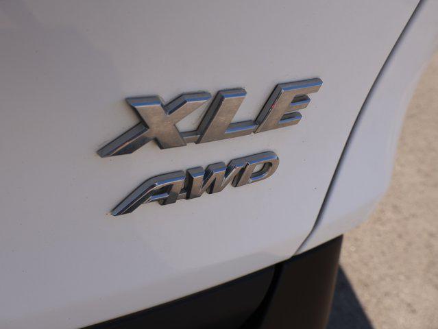 Photo of 2023 Ice Cap Toyota RAV4