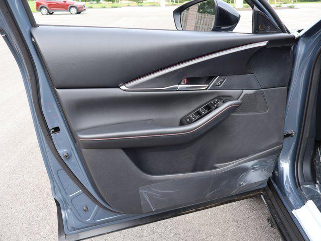 Photo of 2025 Polymetal Gray Metallic Mazda CX-30