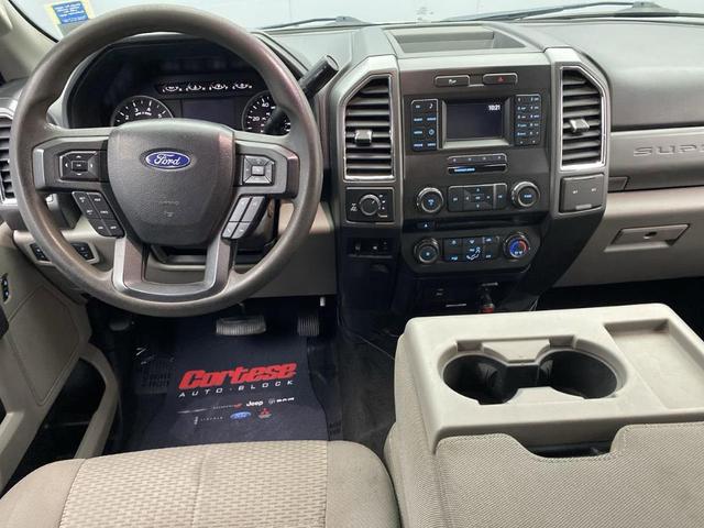 Photo of 2018 White Ford F-350