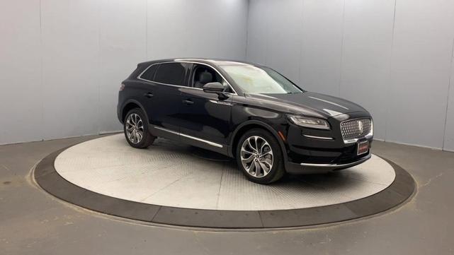 Photo of 2023 Black Lincoln Nautilus