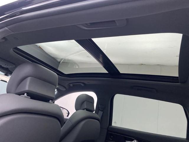 Photo of 2023 Black Lincoln Nautilus
