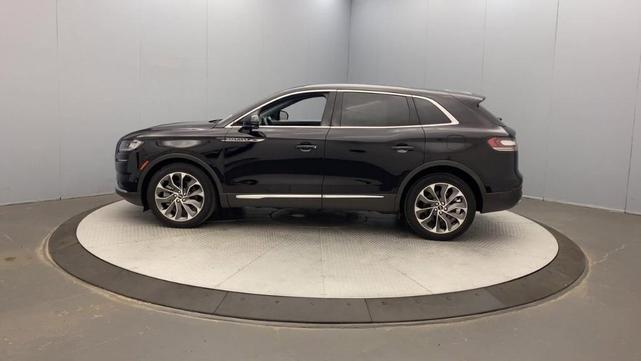 Photo of 2023 Black Lincoln Nautilus