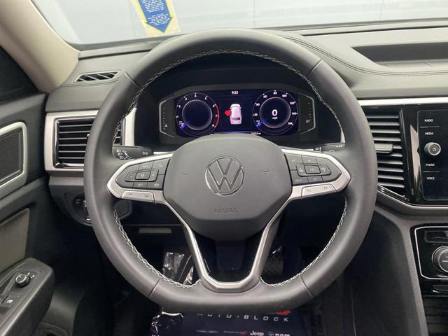 Photo of 2023 Pure White Volkswagen Atlas