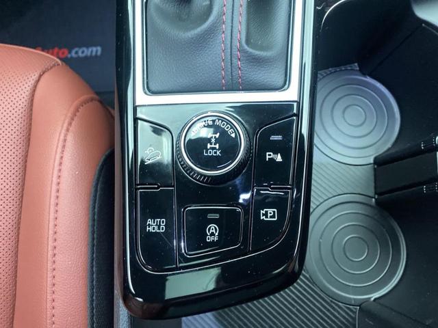 Photo of 2024 Ebony Black Kia Sportage