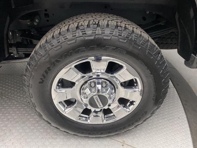 Photo of 2024 Agate Black Metallic Ford F-350
