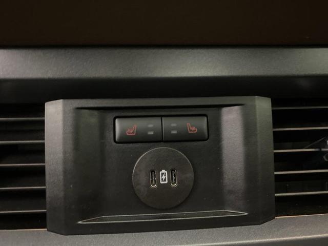 Photo of 2024 Agate Black Metallic Ford F-350