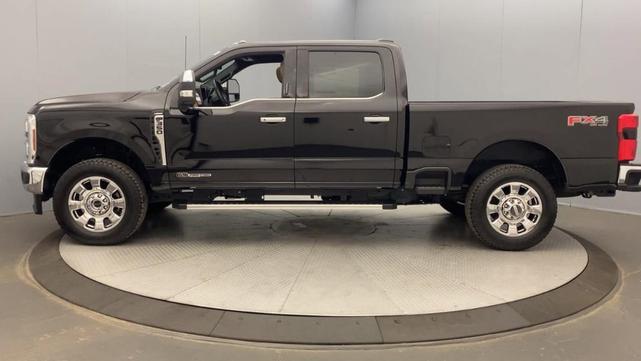 Photo of 2024 Agate Black Metallic Ford F-350