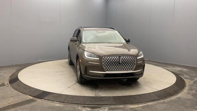 Photo of 2025 Gray Lincoln Corsair
