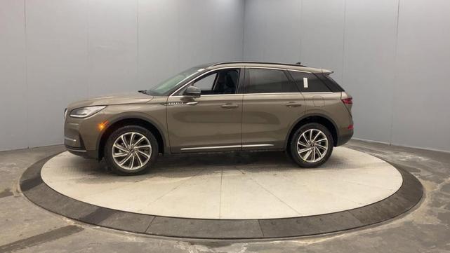Photo of 2025 Gray Lincoln Corsair