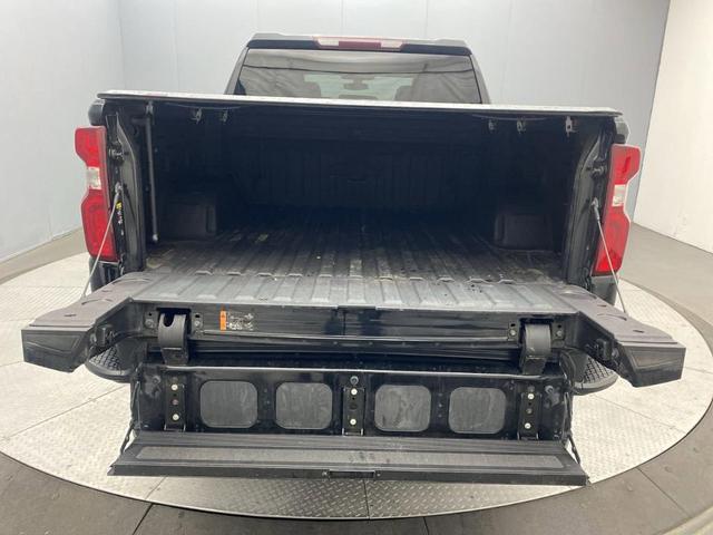 Photo of 2021 Black Chevrolet Silverado 1500
