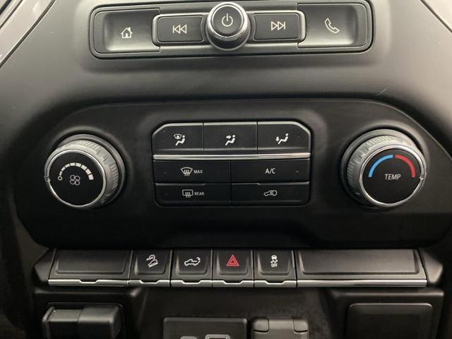 Photo of 2021 Black Chevrolet Silverado 1500