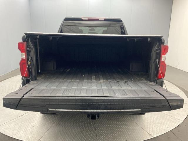 Photo of 2021 Black Chevrolet Silverado 1500