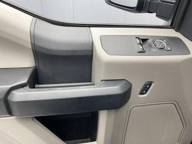 Photo of 2022 Agate Black Metallic Ford F-250