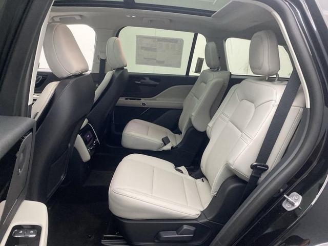 Photo of 2025 Black Lincoln Aviator