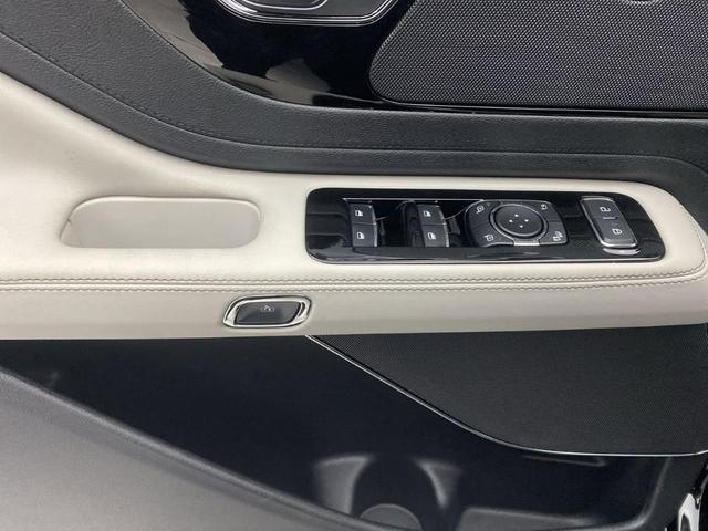 Photo of 2025 Black Lincoln Aviator