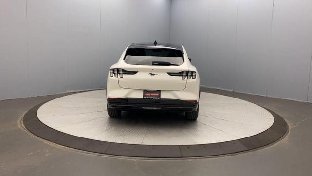 Photo of 2021 Star White Ford Mustang Mach-E