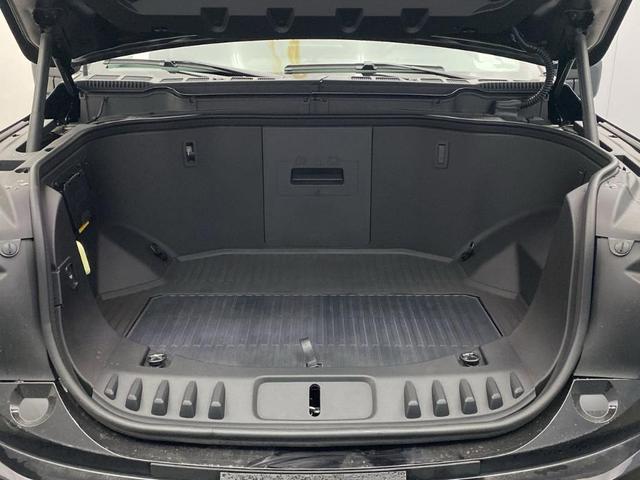 Photo of 2025 Black Ford F-150 Lightning