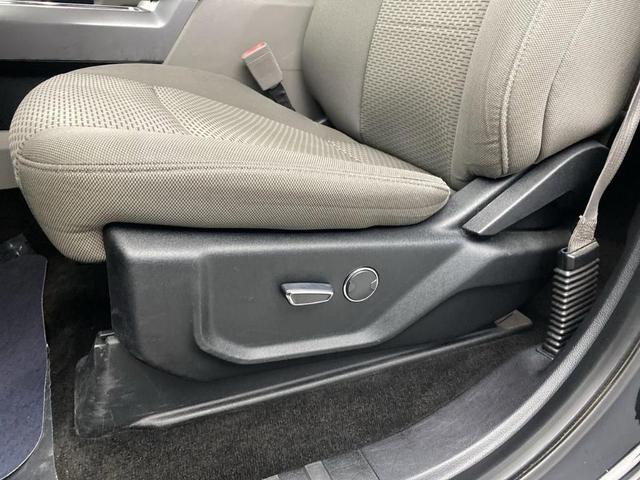 Photo of 2018 Shadow Black Ford F-150