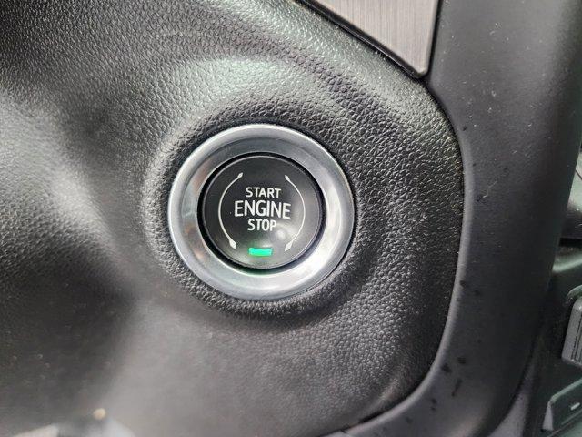Photo of 2022 White Frost Tricoat GMC Sierra 3500