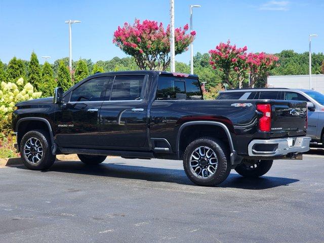 Photo of 2023 Mosaic Black Metallic Chevrolet Silverado 2500