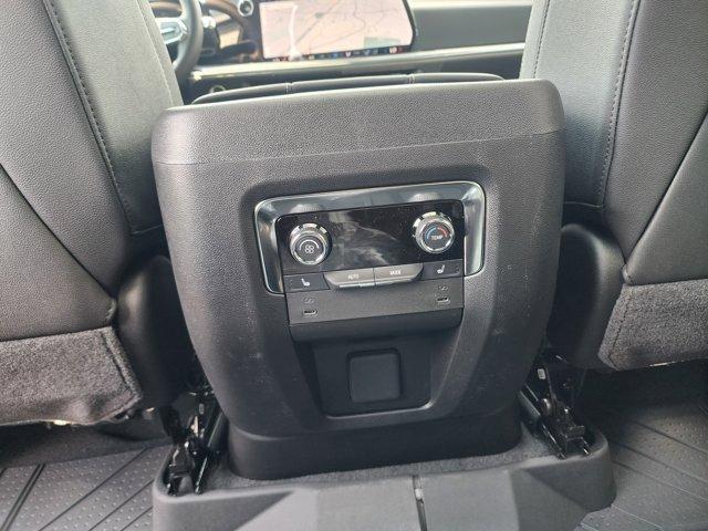 Photo of 2025 Iridescent Pearl Tricoat Chevrolet Tahoe