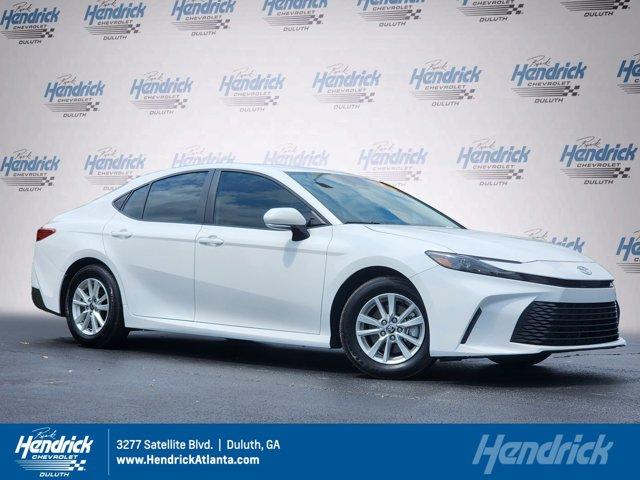 Photo of 2025 Ice Cap Toyota Camry