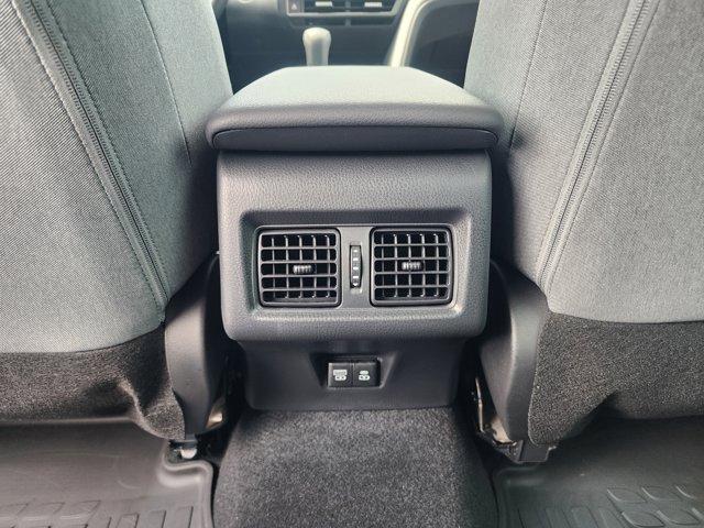 Photo of 2025 Ice Cap Toyota Camry
