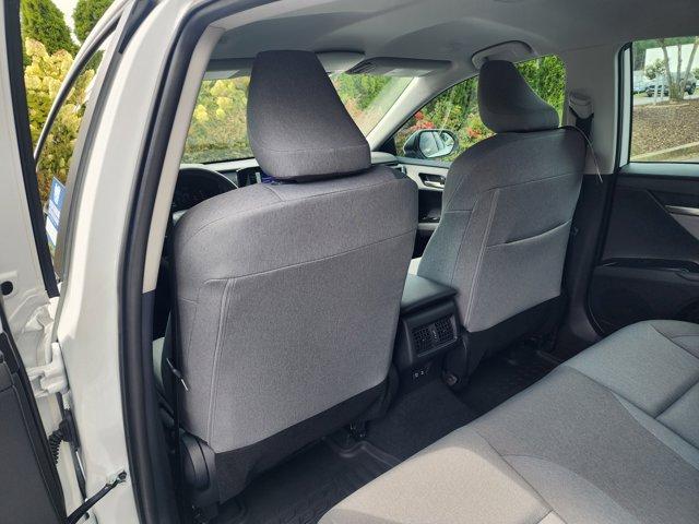 Photo of 2025 Ice Cap Toyota Camry