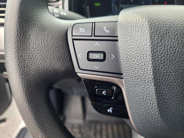 Photo of 2025 Ice Cap Toyota Camry