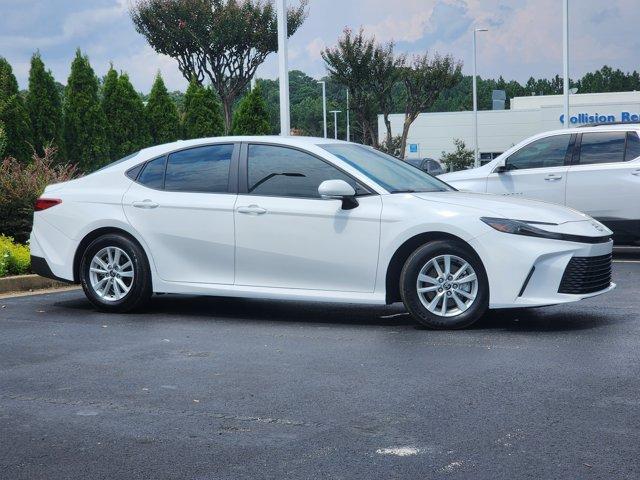 Photo of 2025 Ice Cap Toyota Camry