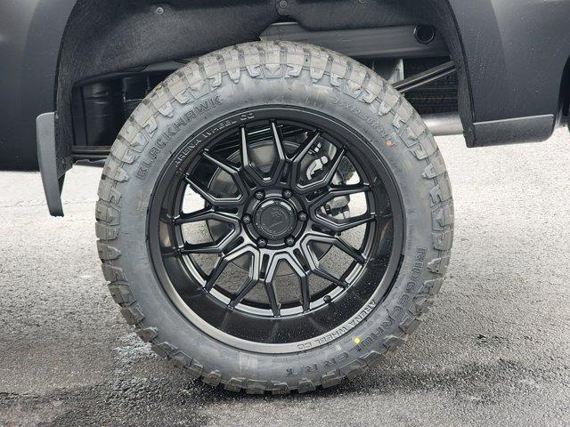 Photo of 2025 Black Chevrolet Silverado 1500